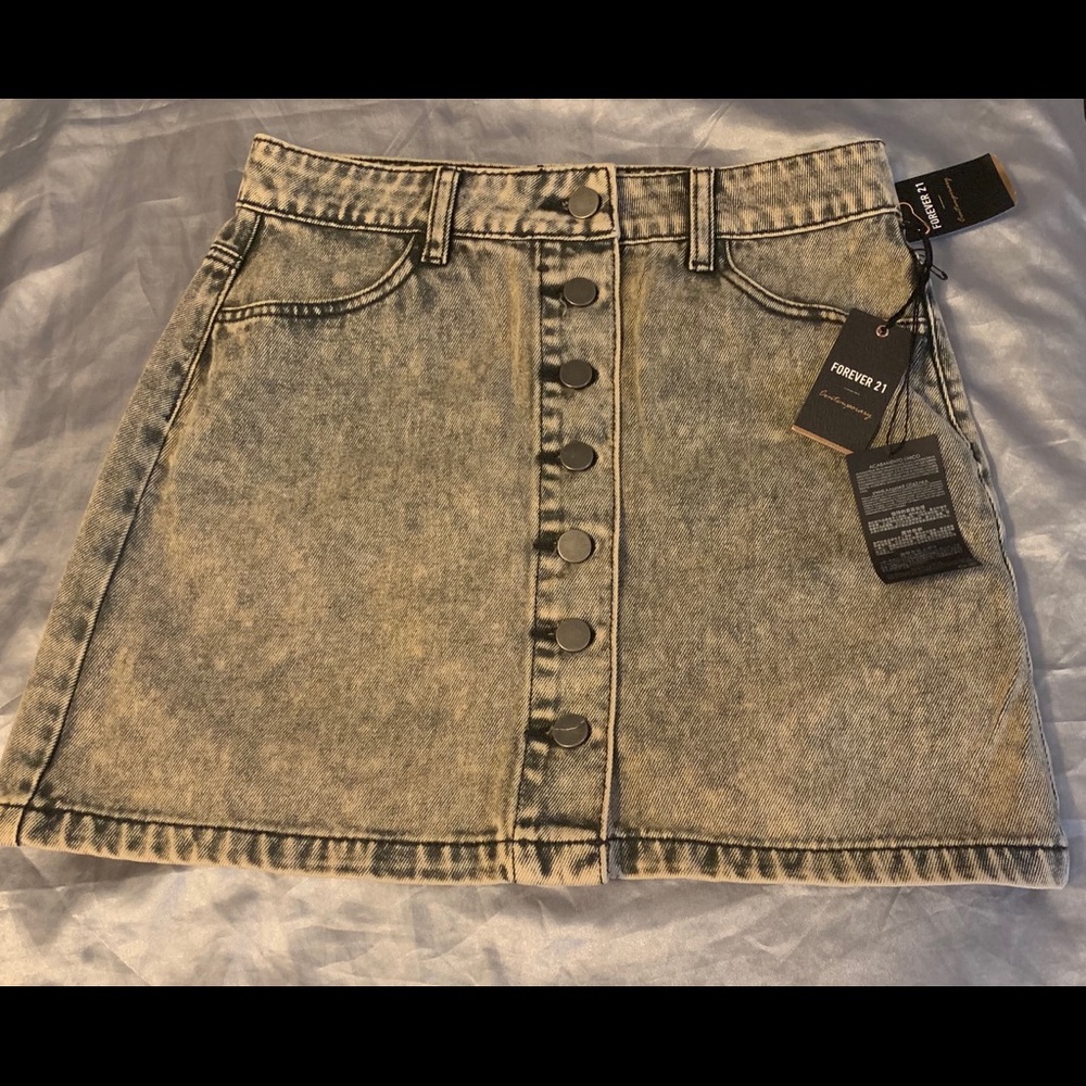 Stone washed jean skirt